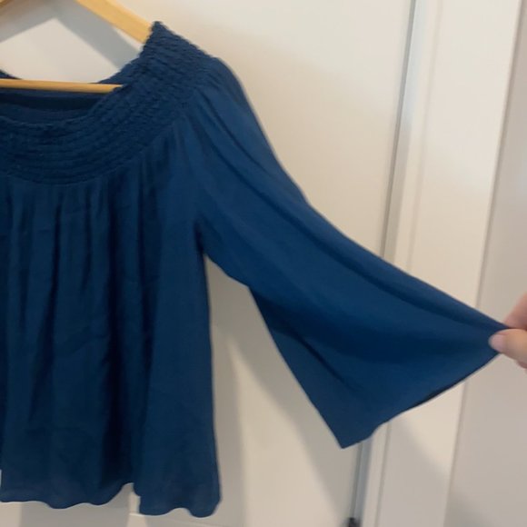 Aritzia Talula baby doll top / short style flowy size extra small - Picture 4 of 8